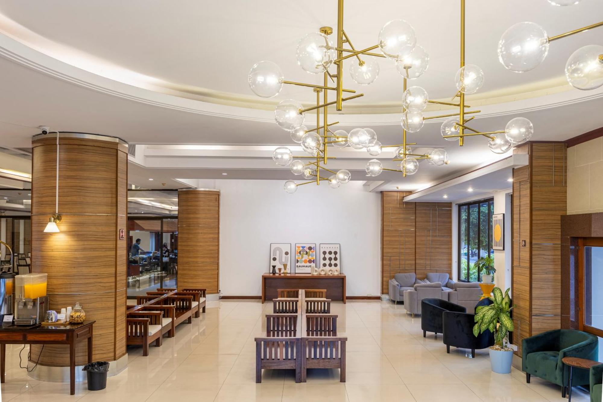 The President Hotel At Chokchai 4 Bangkok Ngoại thất bức ảnh