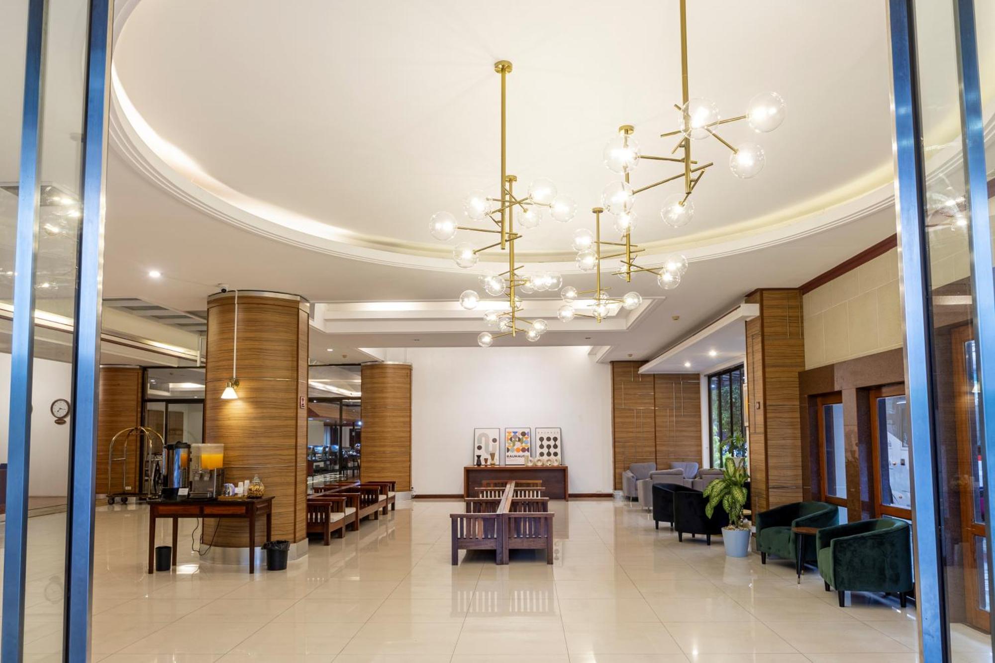 The President Hotel At Chokchai 4 Bangkok Ngoại thất bức ảnh