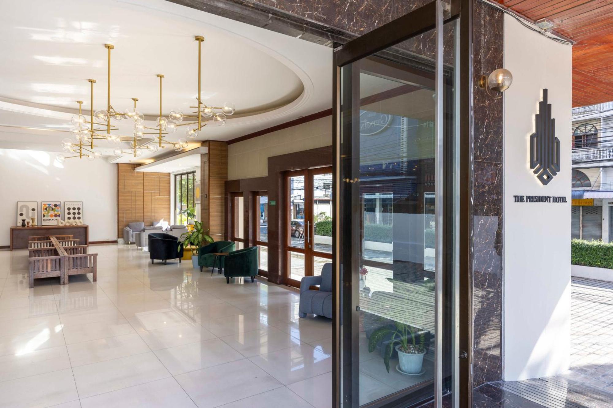 The President Hotel At Chokchai 4 Bangkok Ngoại thất bức ảnh