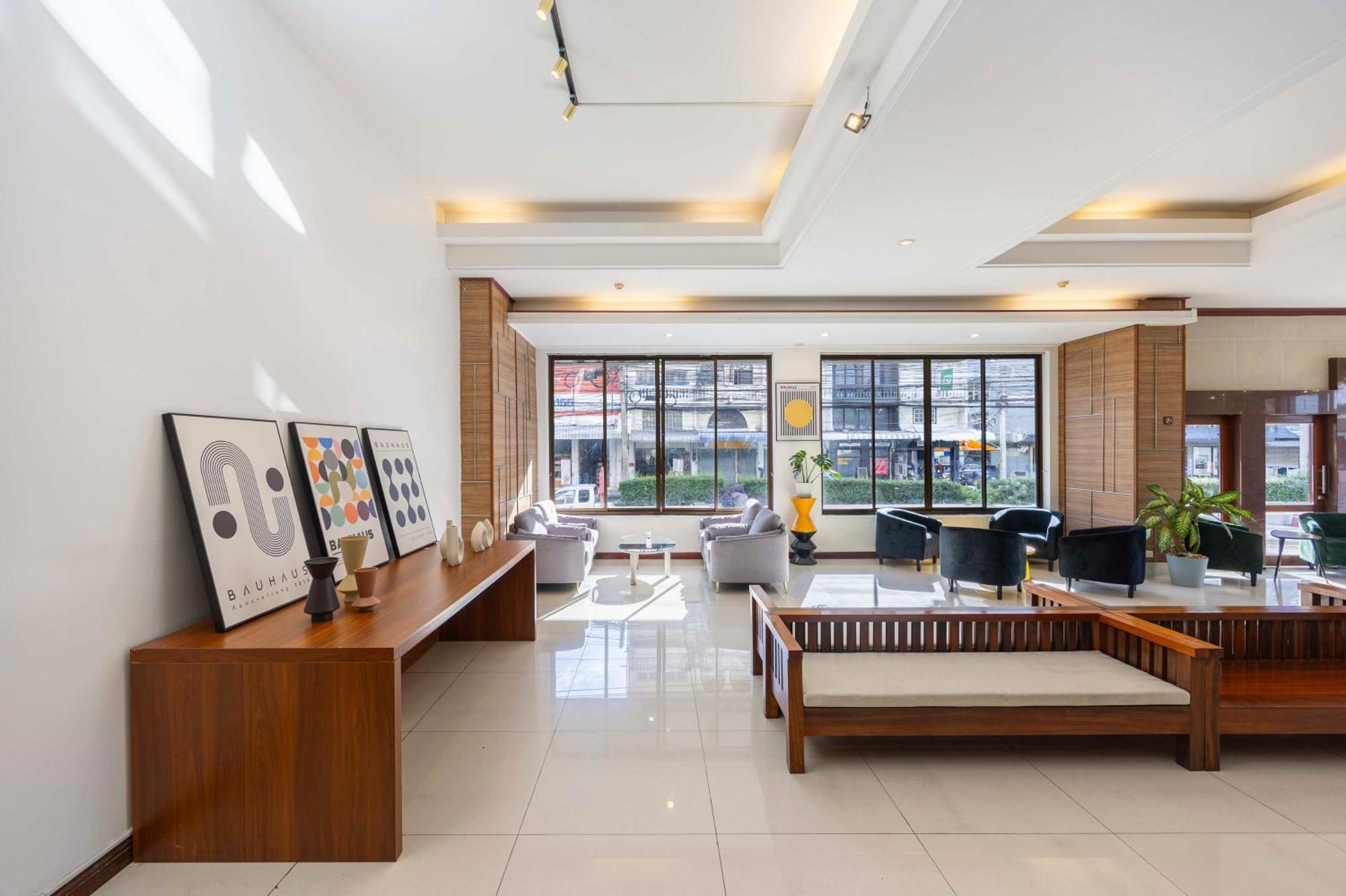 The President Hotel At Chokchai 4 Bangkok Ngoại thất bức ảnh