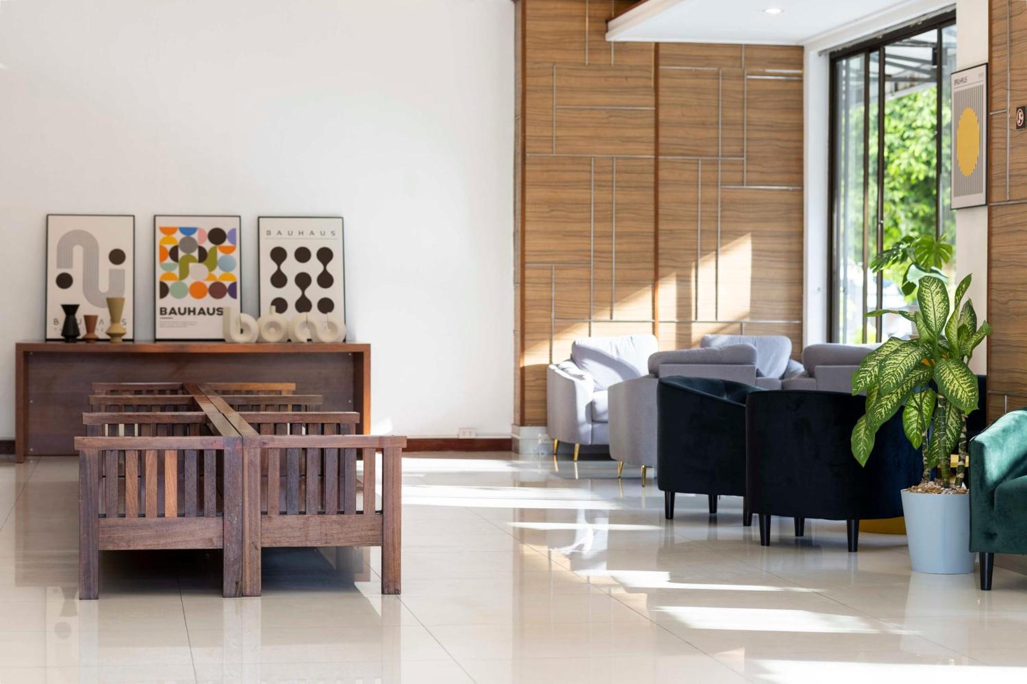 The President Hotel At Chokchai 4 Bangkok Ngoại thất bức ảnh