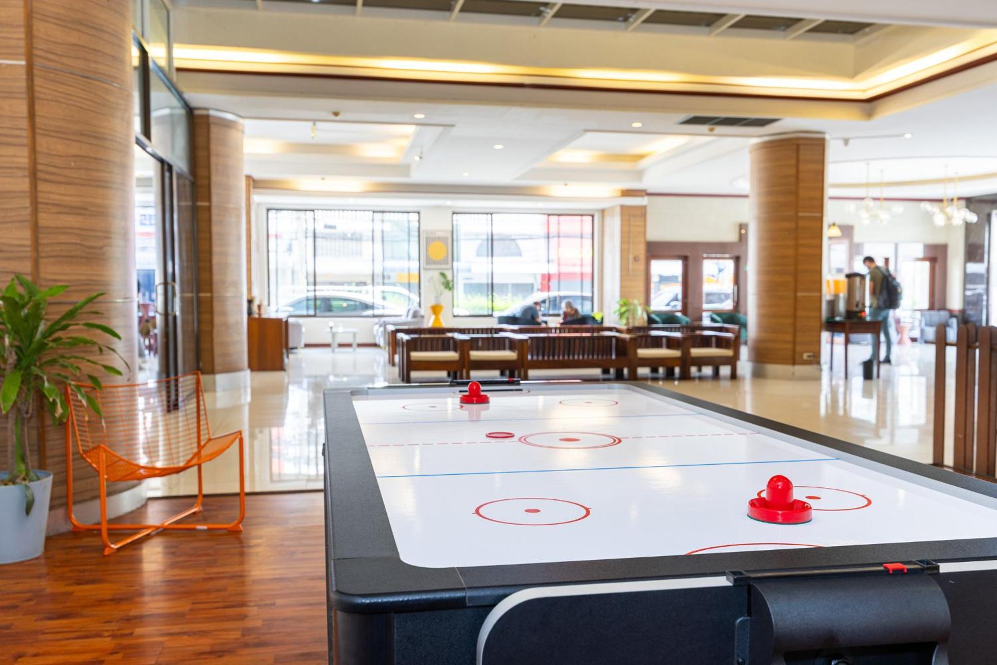 The President Hotel At Chokchai 4 Bangkok Ngoại thất bức ảnh